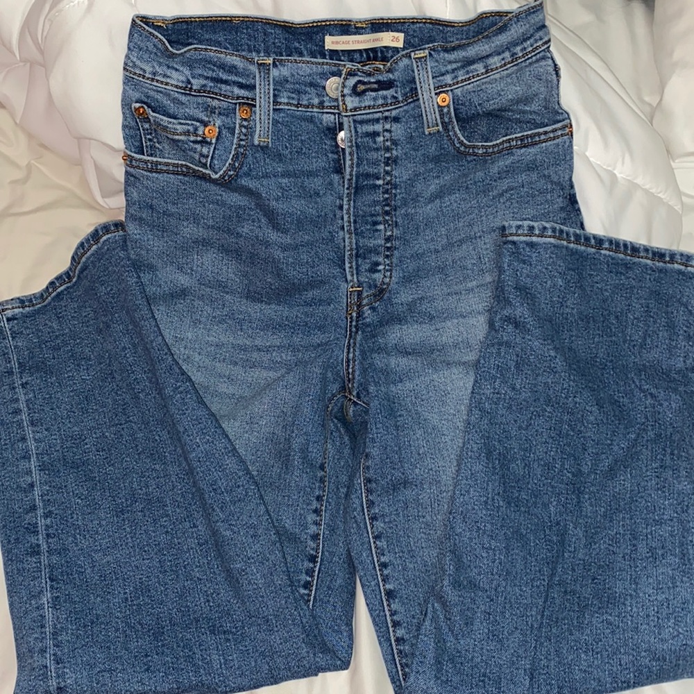 Levi's ribcage straight ankle jeans